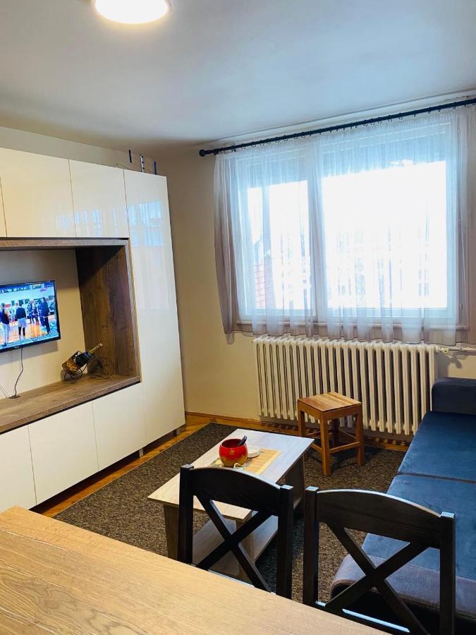 Sofi Apartment Ниш Екстер'єр фото