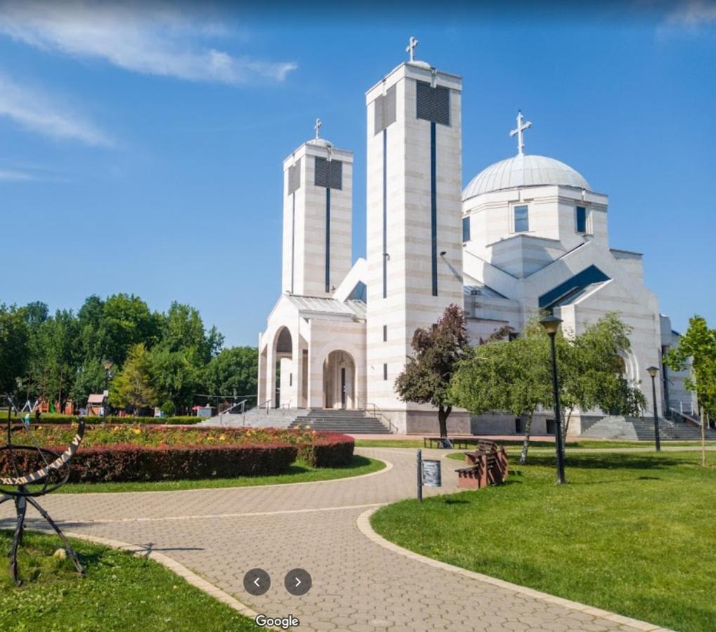 Sofi Apartment Ниш Екстер'єр фото